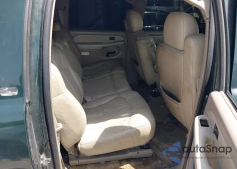 2002 Chevrolet Suburban 1500 Lt из США, поврежденный, VIN 1GNEC16Z52J330522